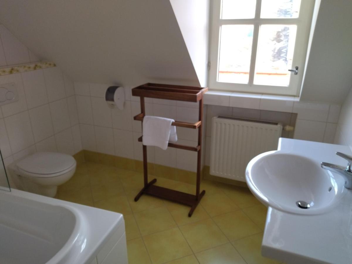 Penzion Jostovka Jihlava Esterno foto